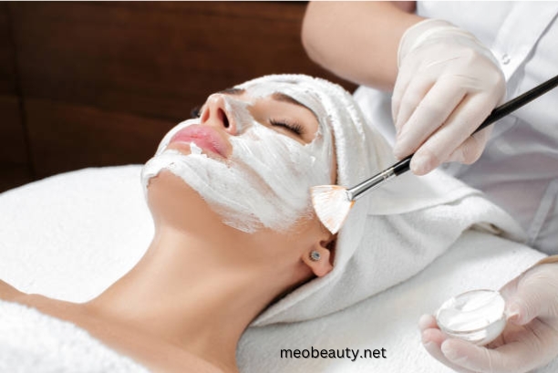 Facial Treatments at LeFleur Skin Care